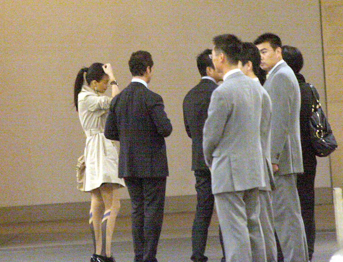 如何回复 '我自己一不小心已身处例外了'？