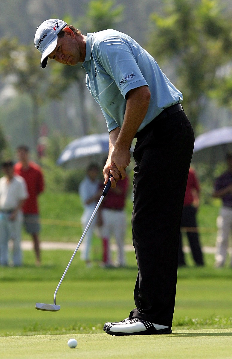 2005年9月4日,亚巡赛大众大师赛在北京京华高尔夫球场收杆,世界排名第