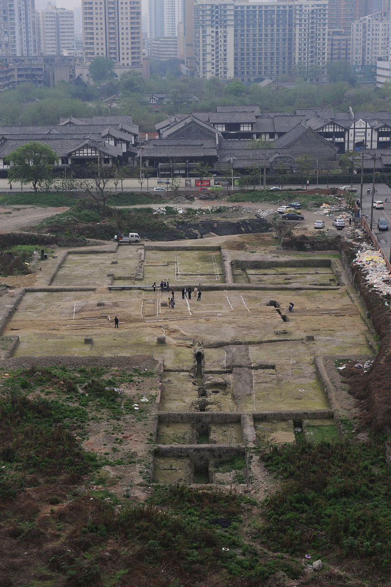 2009年3月31日,成都,已发掘出的江南馆街唐宋街坊遗址全景.+++_+++考