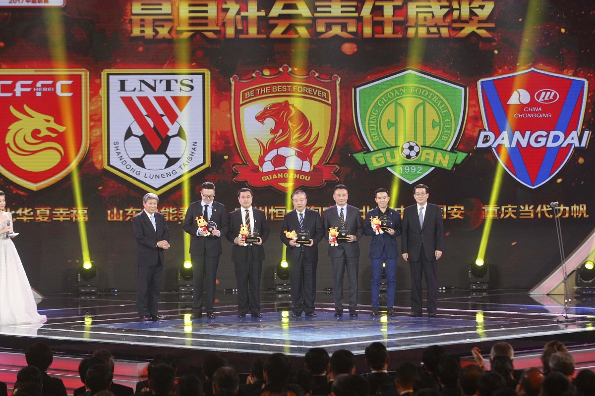 关于责任的议论文提示词：中学生、国家家庭建设。约650字