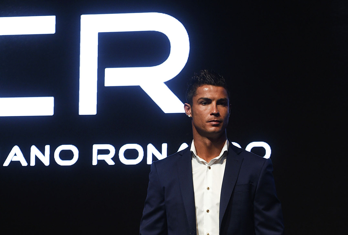 C罗和卢卡库相比的优势