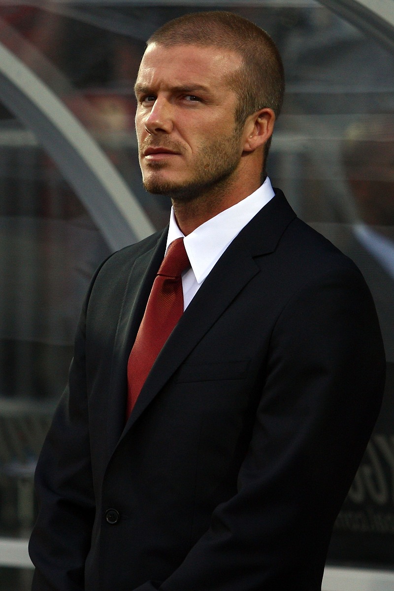 如果是个影视文案怎样才能在5秒钟就吸引用户观看要实质性文案列子