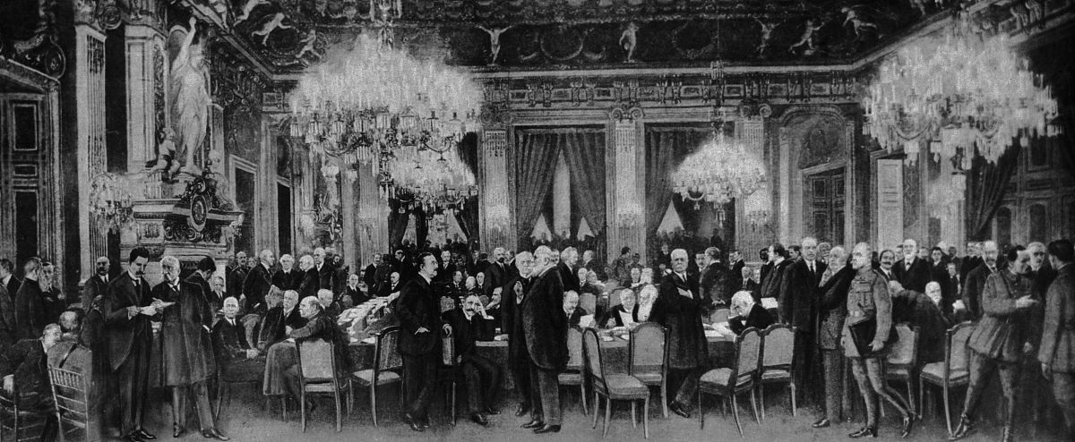 【此图为绘画作品】1919年,法国巴黎,各国外交官聚集在法国凡尔赛宫大