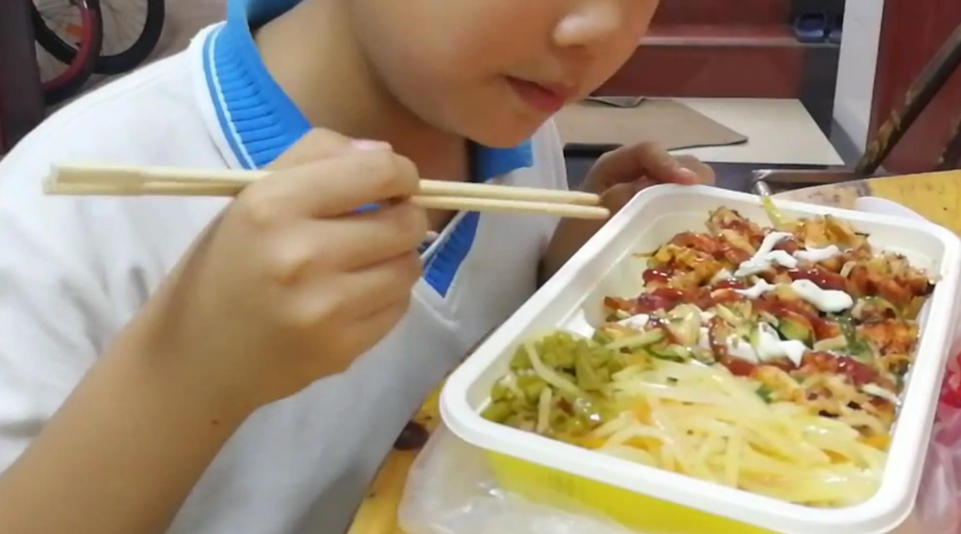 快餐店里面的烤肉,到底是用什么肉来制作的呢?