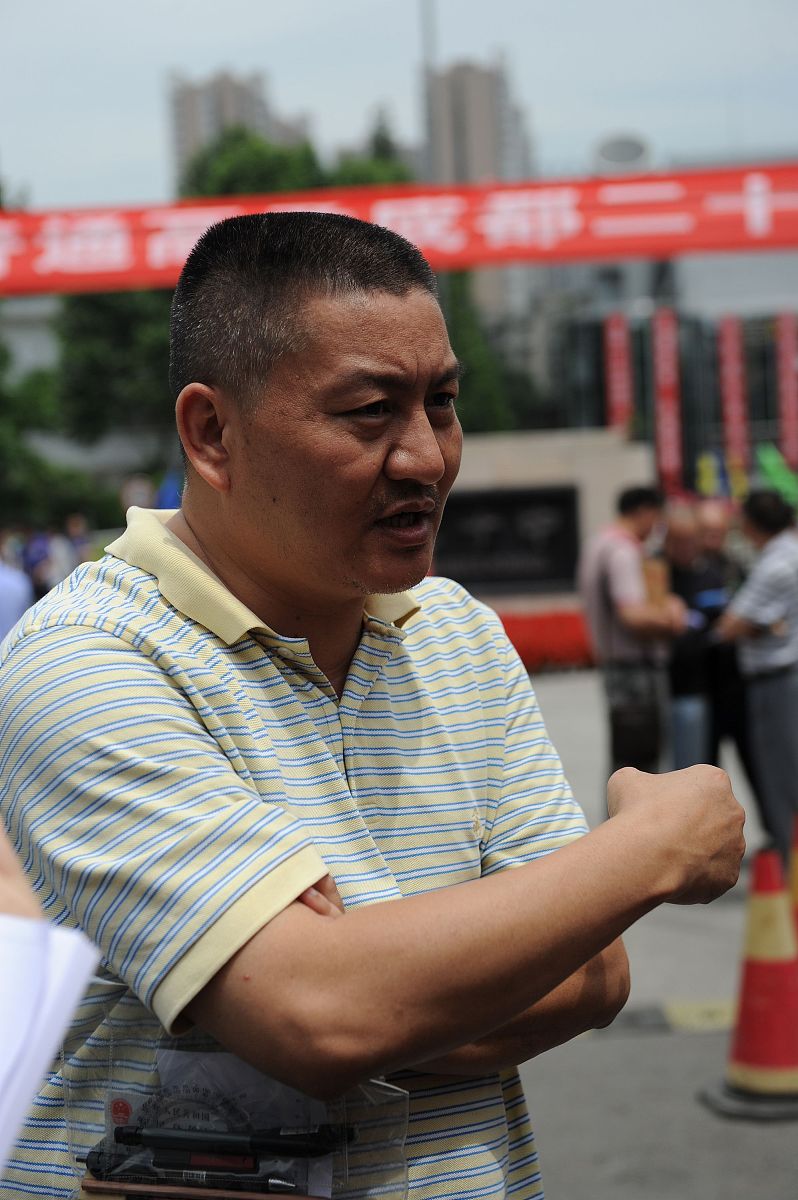 四川2021年300分能上电子商务学校吗？附录取分数线及备考指南