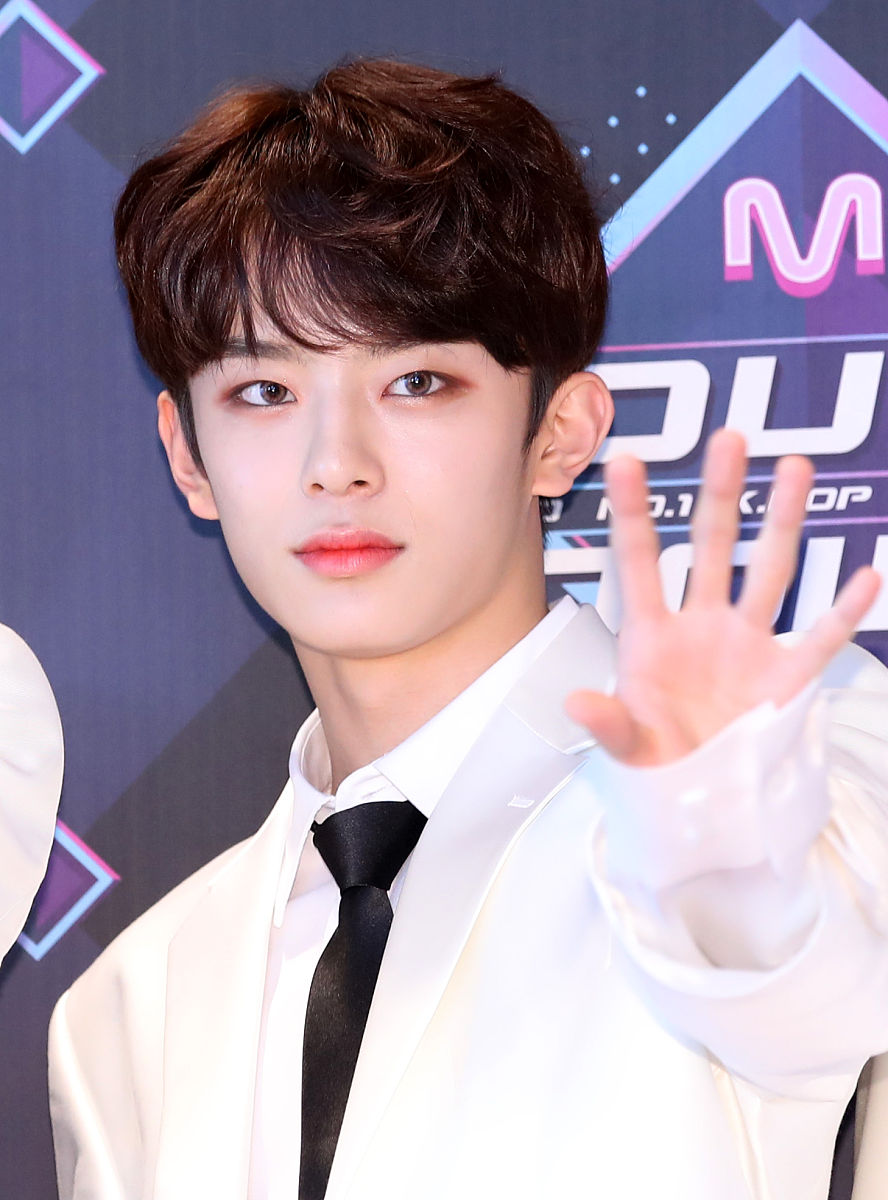 2019年9月19日,韩国首尔,明星参加《m! countdown》节目彩排.(=1)   =