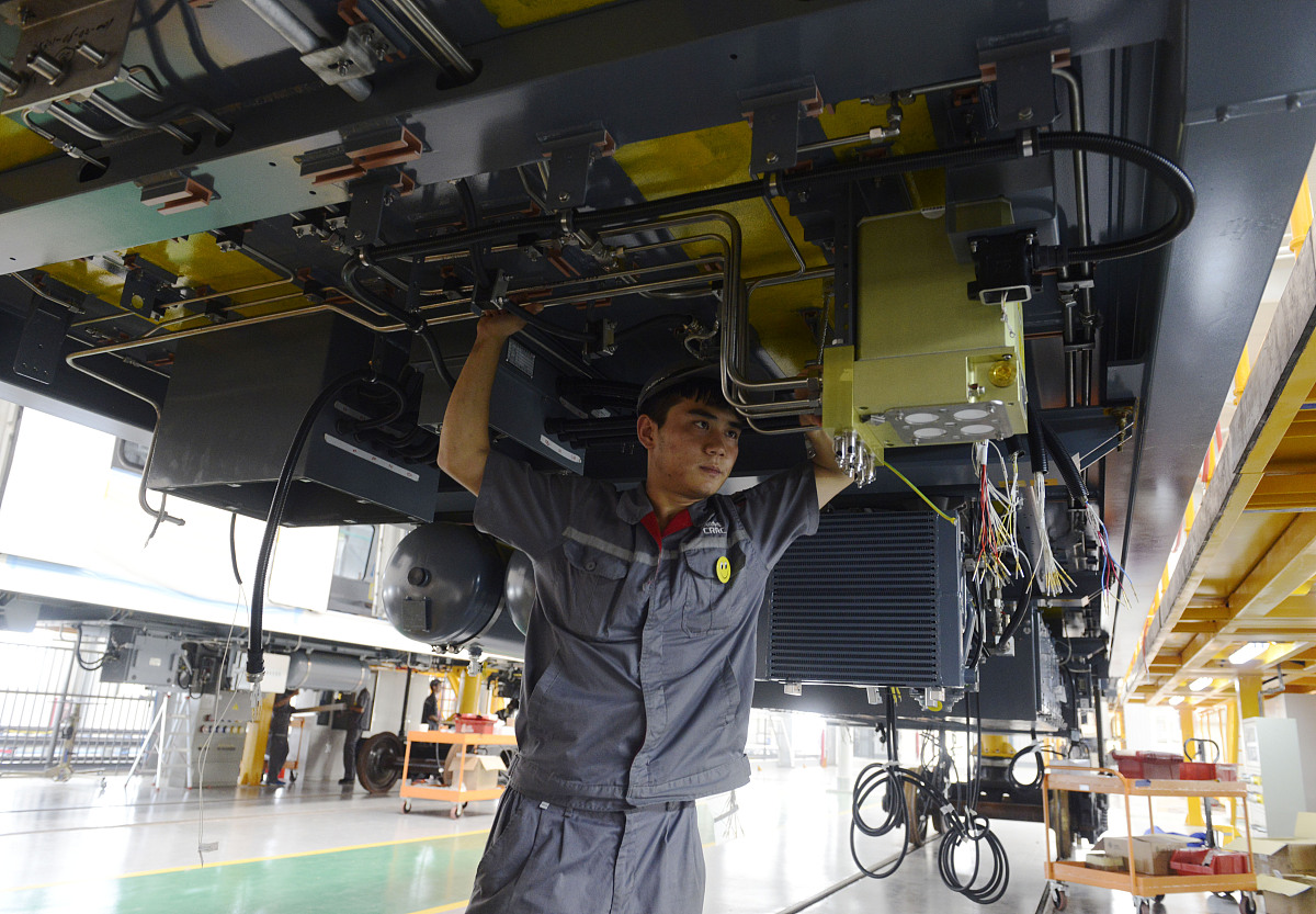 地铁空调大修12天一个周期每周总结一次20~40字