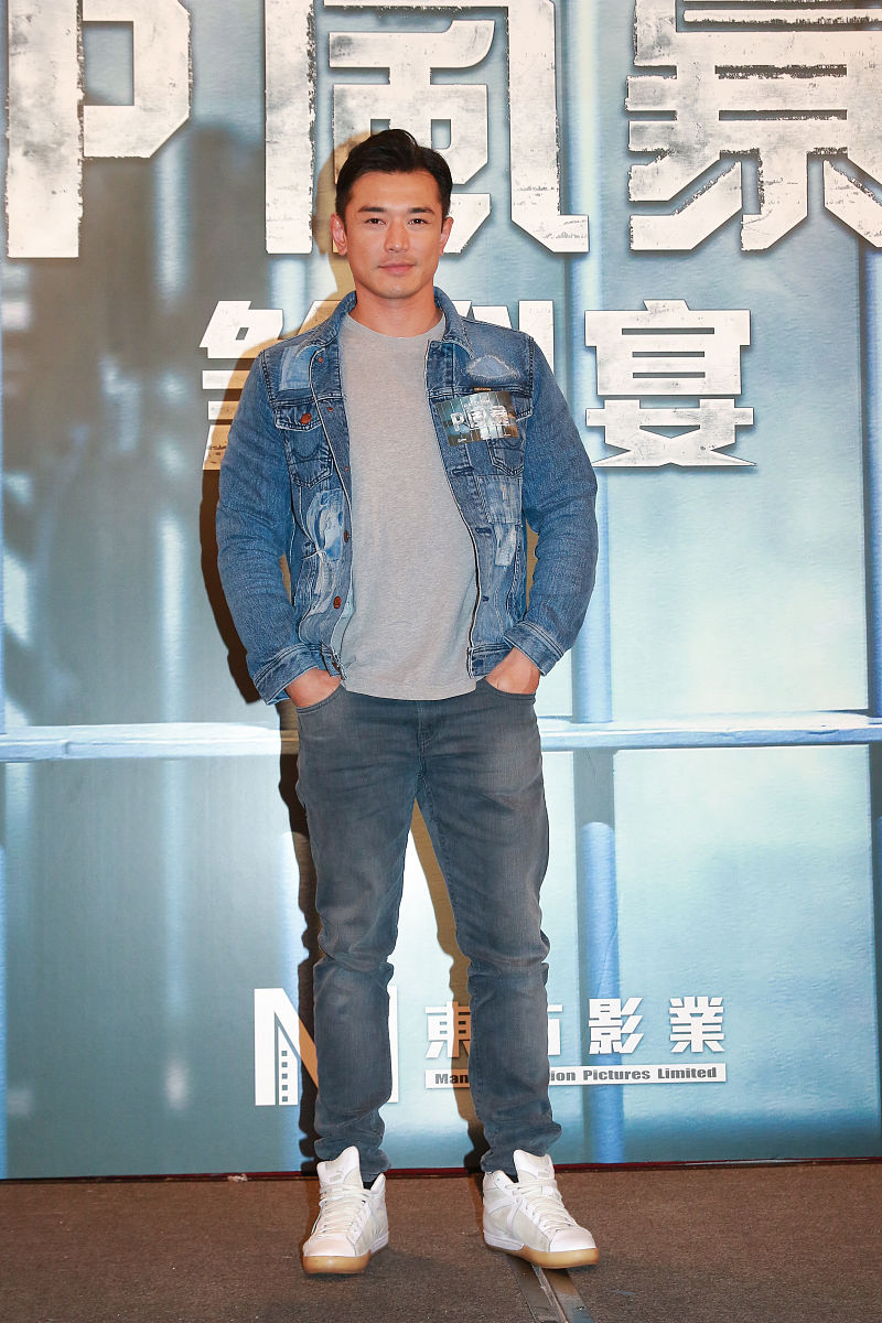 2018年11月22日,香港,明星出席<strong>电影</strong>《p风暴》杀青宴.