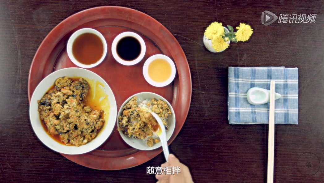 地道的秃黄油能勾起你的食欲,品尝美食也需要仪式感