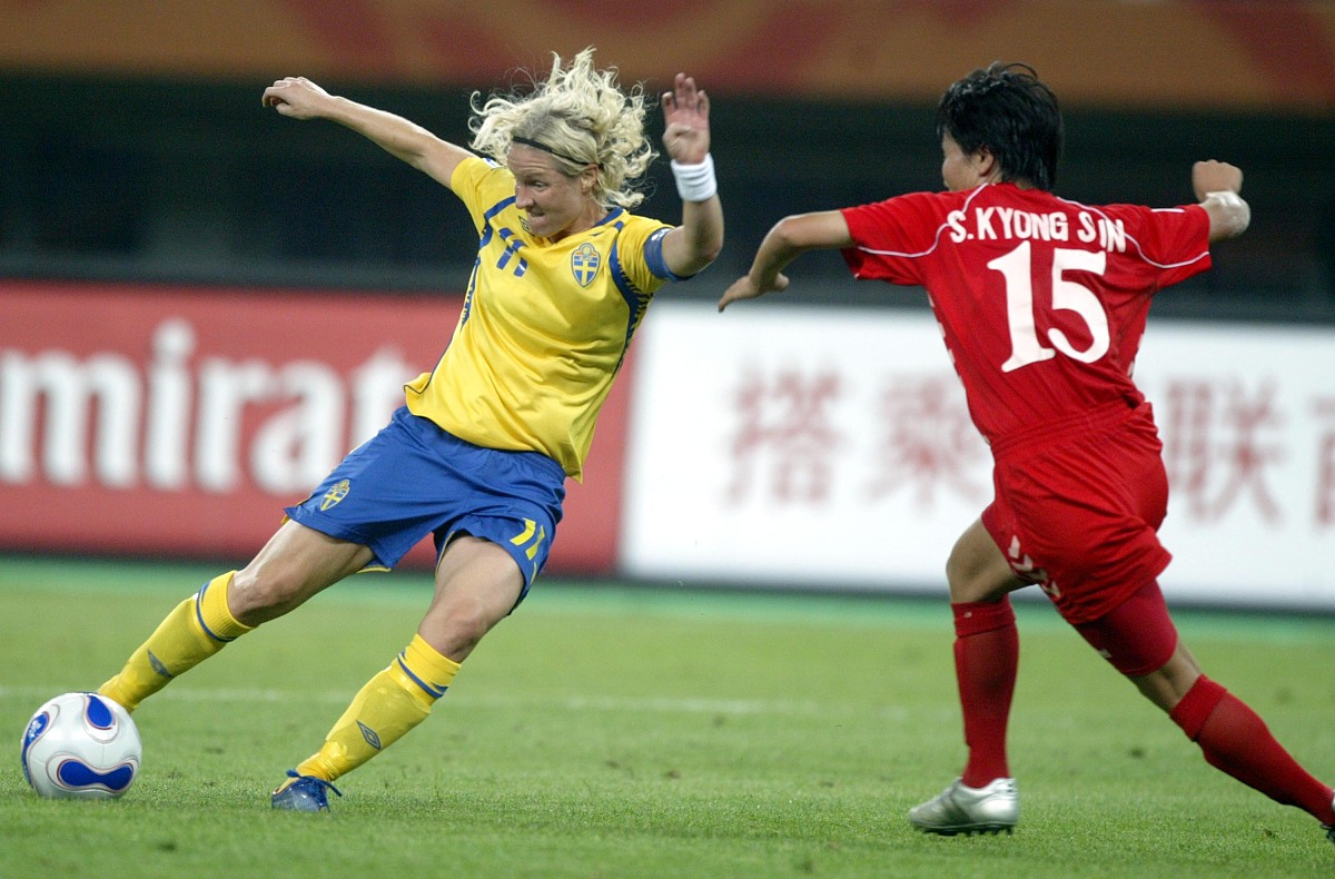 2007年9月18日,天津,女足世界杯b组小组赛,朝鲜国家女子足球队对阵瑞