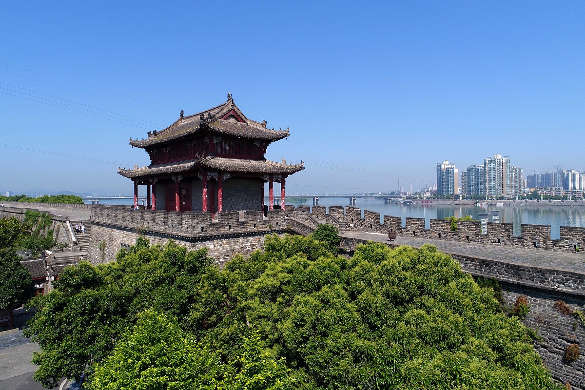 ***_***2017年6月6日,湖北省襄阳市,历史文化名城,明清城墙古建筑.临
