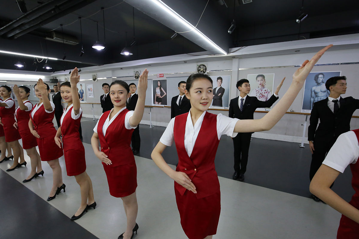 成都高铁职业学校高铁乘务专业就业前景分析