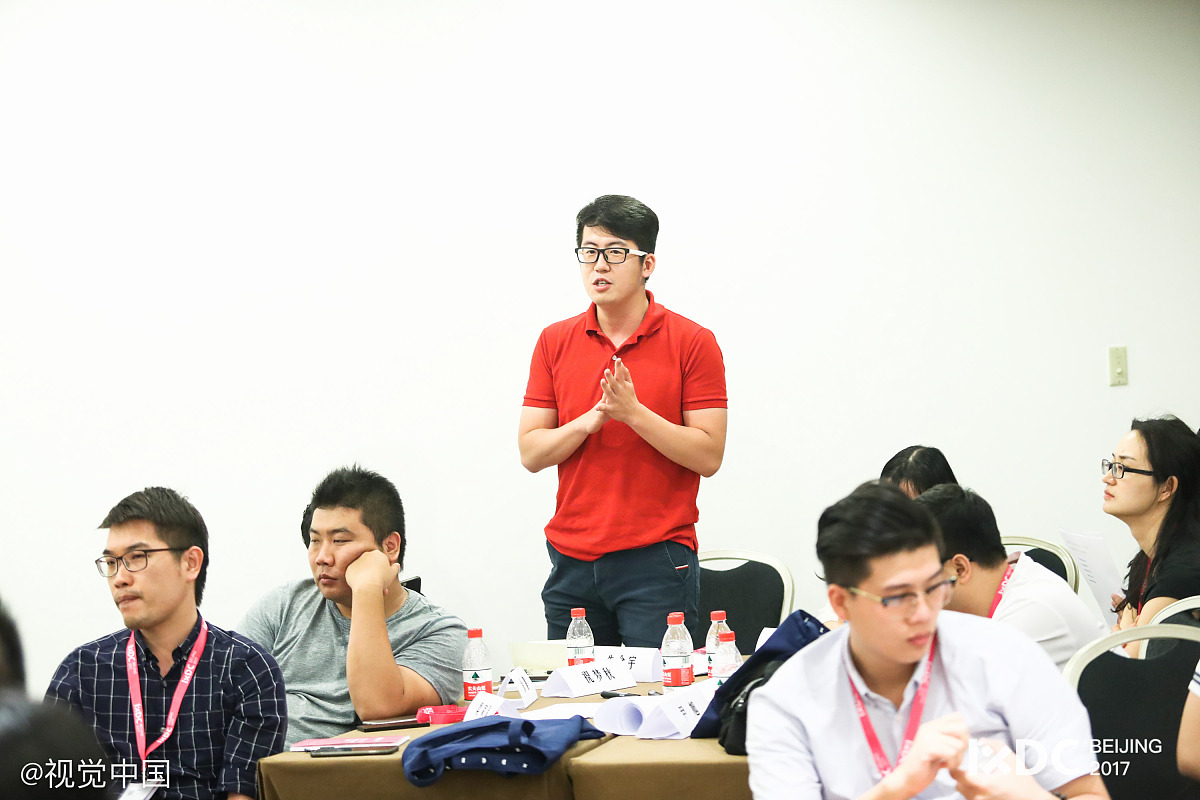 辩论赛：我国的同事是个邀功精我要向他学习吗如何向正方提问