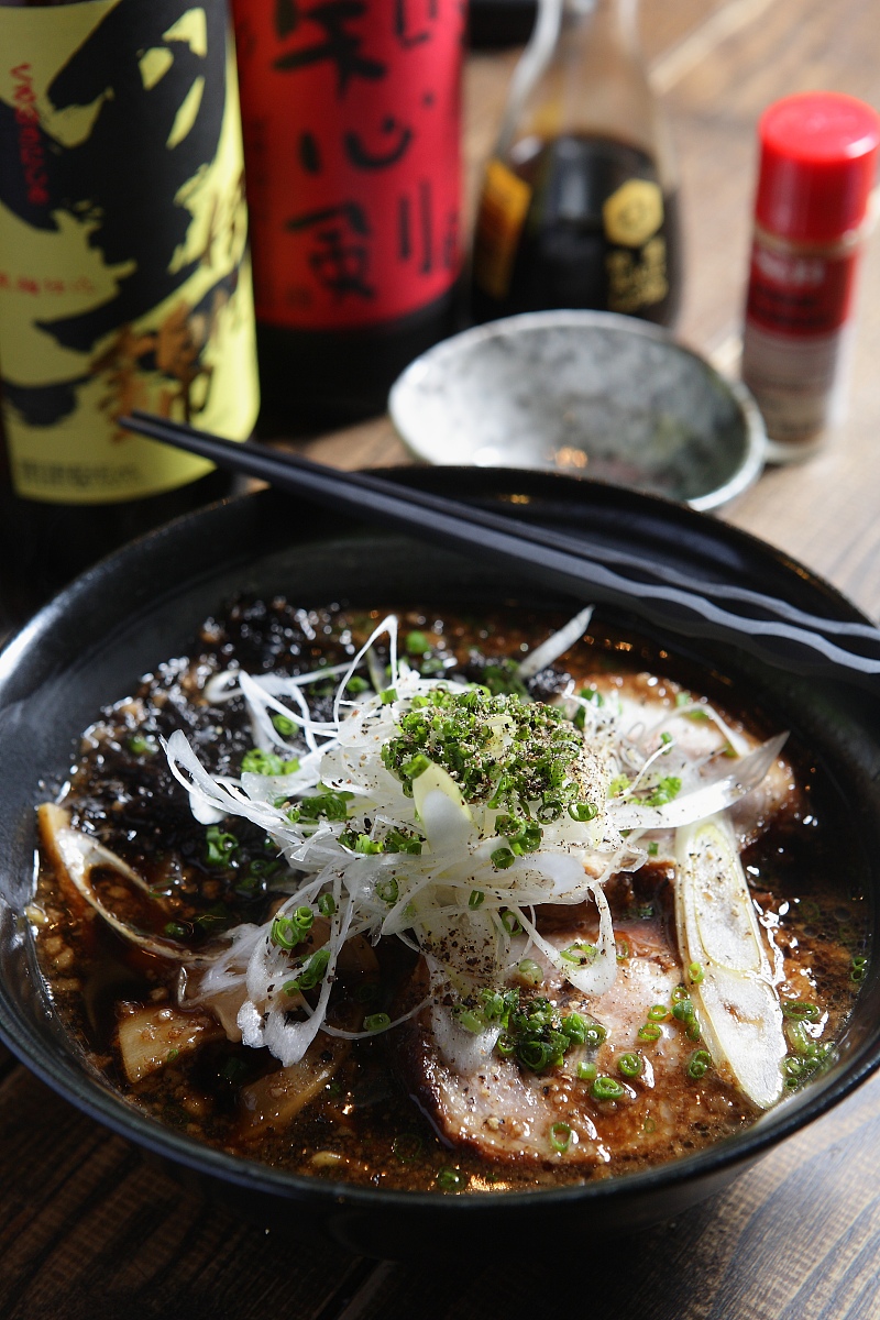 ***_***2014年12月10日,上海,日本料理拉面与制作方法