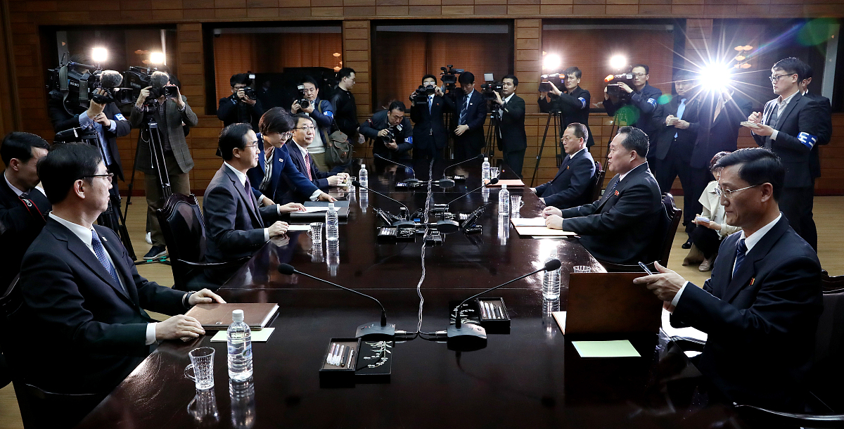 死去元知万事空但悲不见九州同。  王师北定中原日家祭无忘告乃翁。古诗仿写