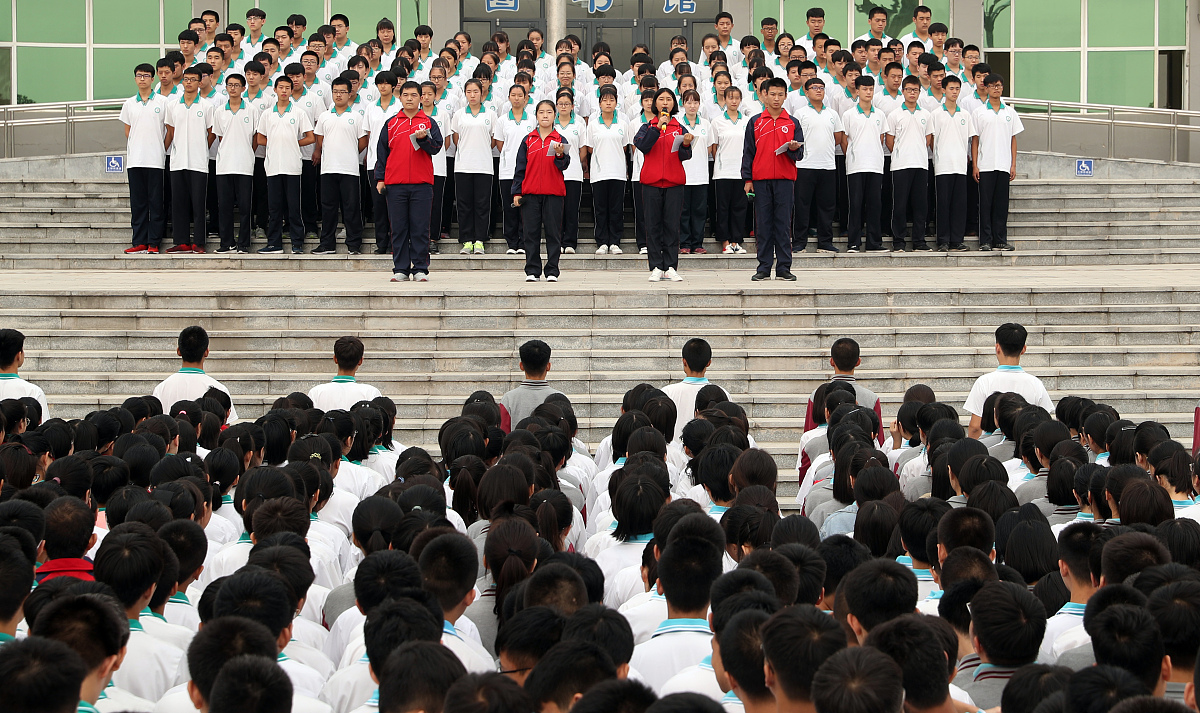 石家庄法商学校国旗下讲话建立学习型班级