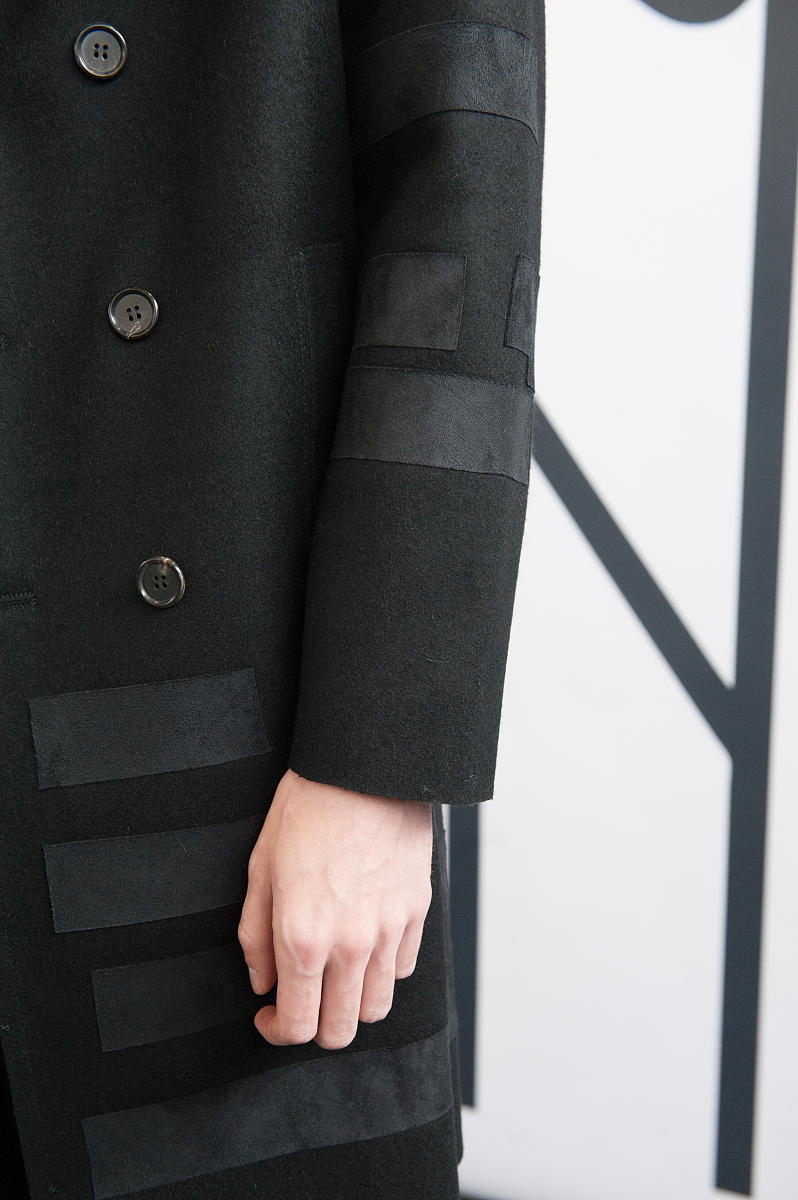 男士羊绒大衣的介绍