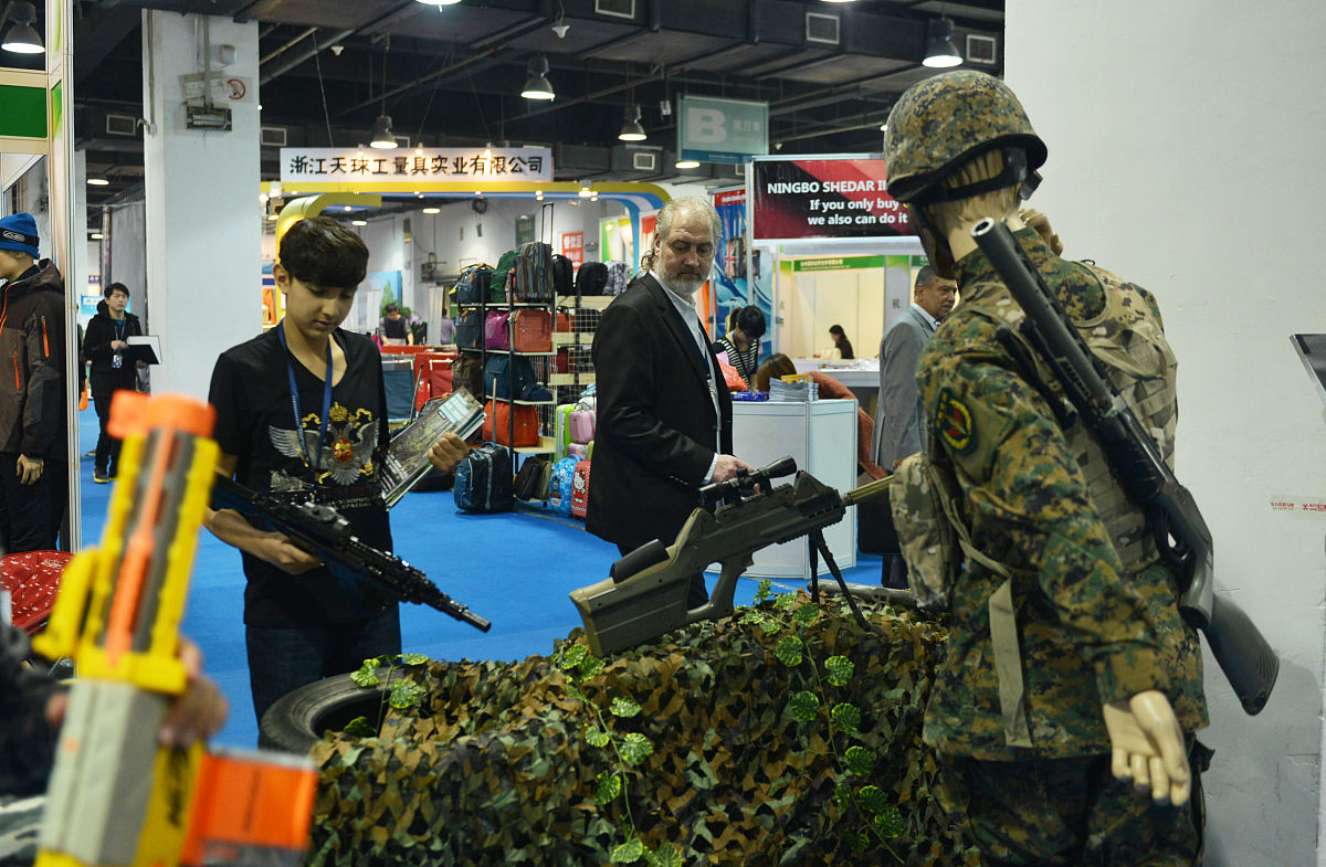 《过度阴霾》手游：全新剧情模式震撼来袭！