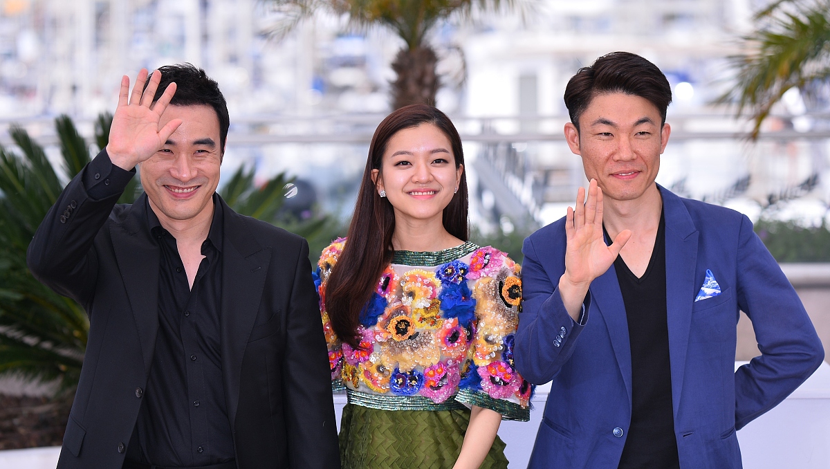戛纳,当地时间5月19日,第68届戛纳国际<strong>电影</strong>节,韩国电影《办公室》(o