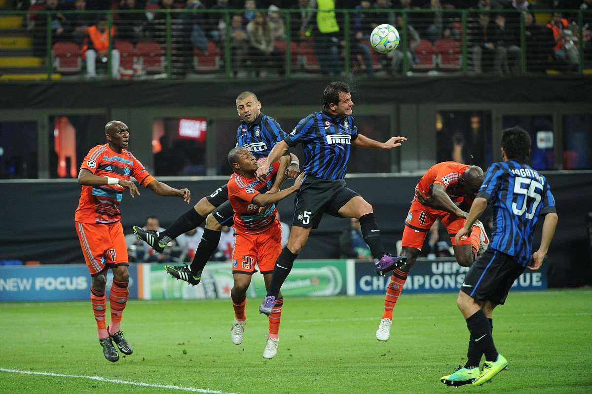 周二001	欧冠	04-120300	本菲卡 VS 国际米兰	0-1201310313425360160同奖	503119343531根据贝叶斯定理分析胜平负概率