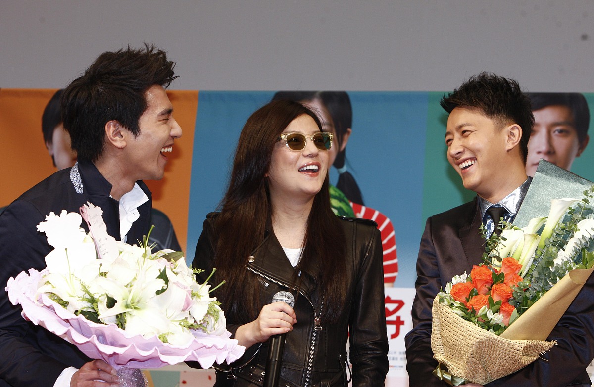 2013年04月23日,上海,电影《致我们终将逝去的青春》宣传***_***赵薇,