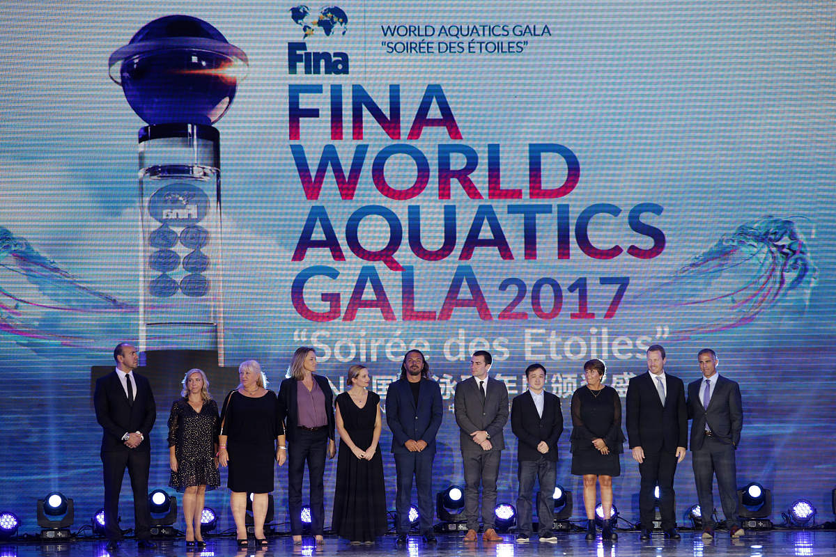 请翻译一下文字成英语并且加以修饰并且用到boost dramatic host neighborhood obvious recall routine scatter stock make history move into pass through play a role in等词语自从1978年12月改革开放以来中国经历了巨大变革。2008年中国首次成功主办奥运会创造了历史更是大大提升了全国人