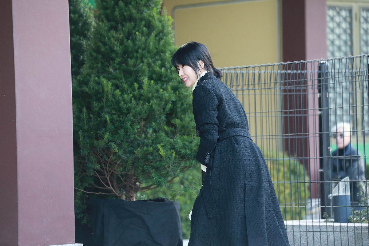 "双宋"婚礼:章子怡现身少女感十足 金喜善,朴宝剑,崔智友到贺