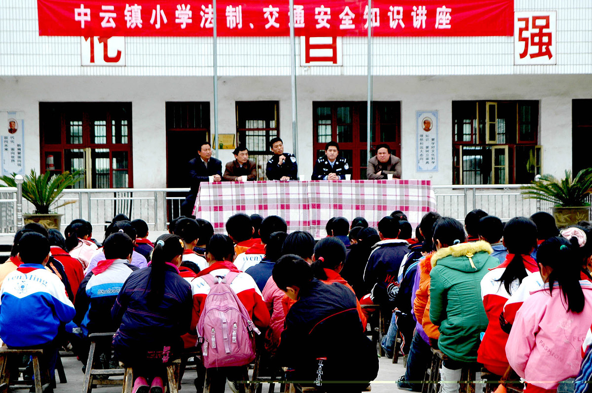 湖北水果湖小学徐治允，勤奋聪明，前途无量！