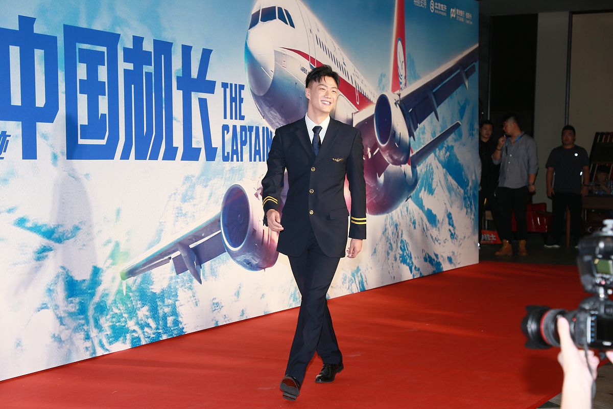 人类飞行梦想是选择航空行业学生梦想