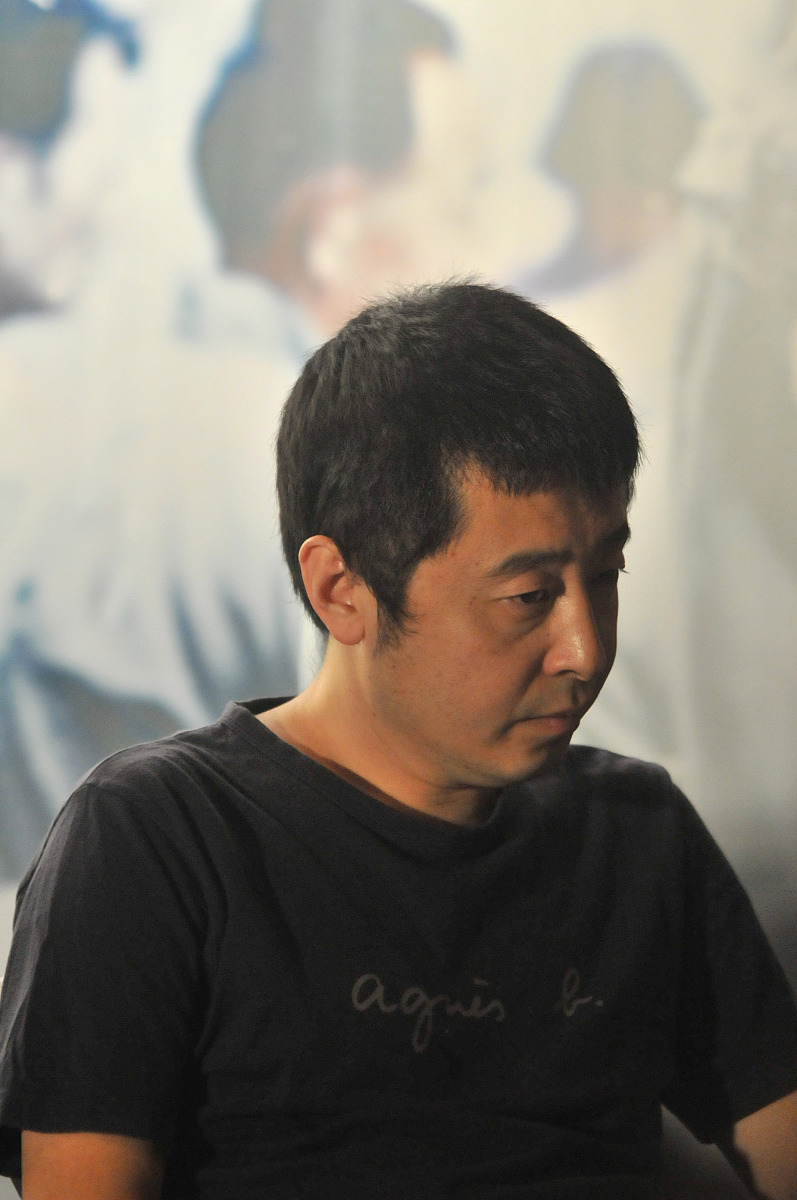 2010年7月4日,浙江宁波,电影《海上传奇》宣传发布会.  (应摄影师要求