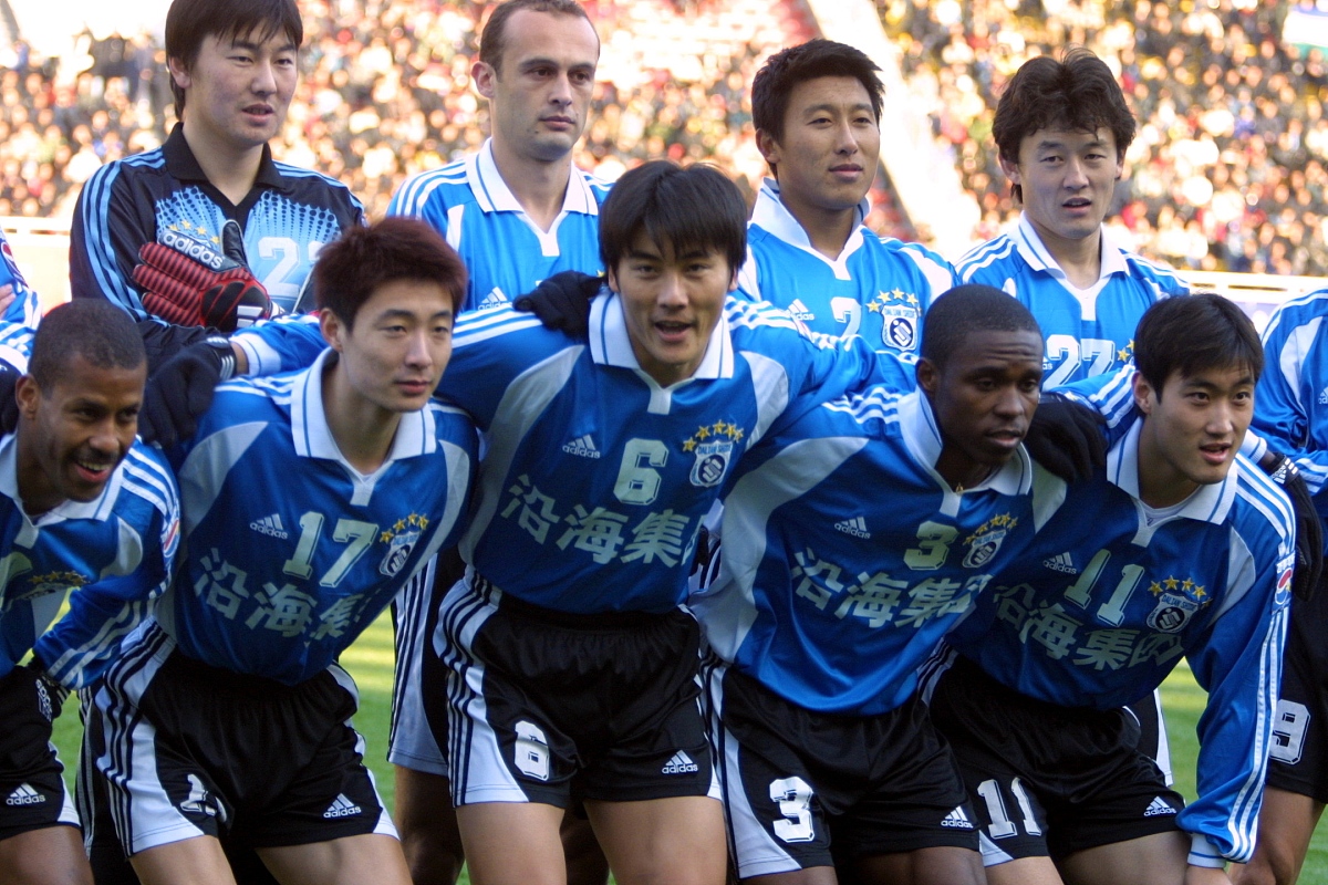 大连华谊足球俱乐部