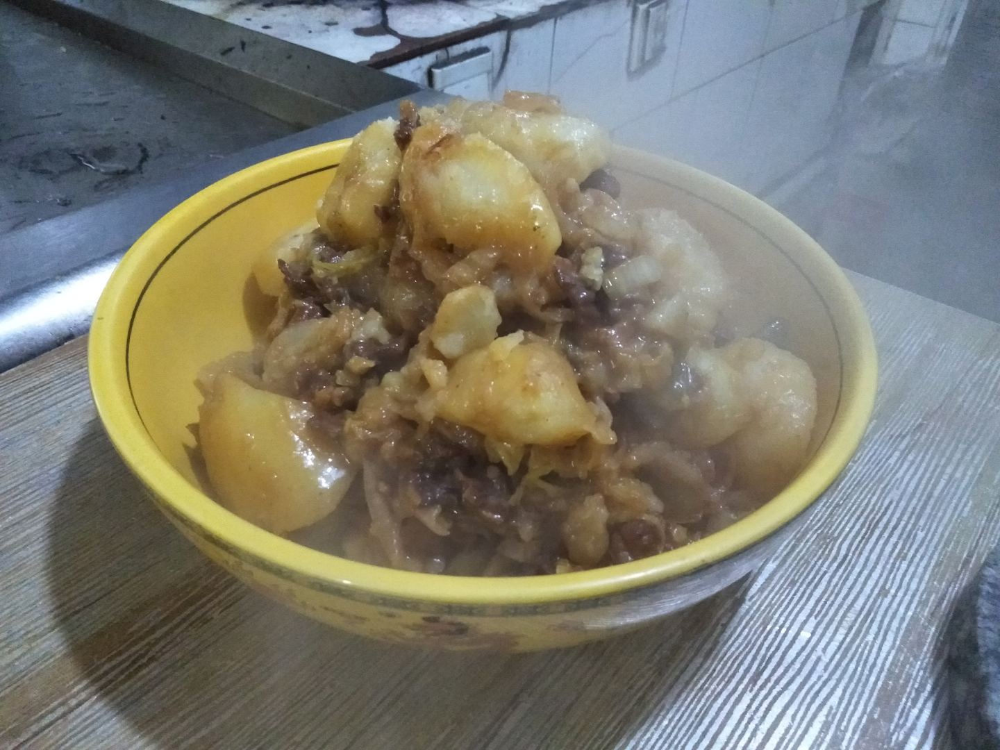 牛肉,土豆,酸菜这样做家里人很喜欢吃