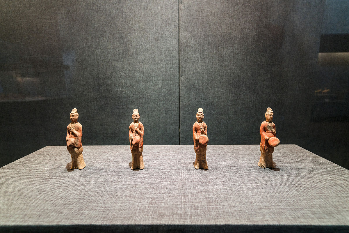 写一个洛阳市美食旅游的简介