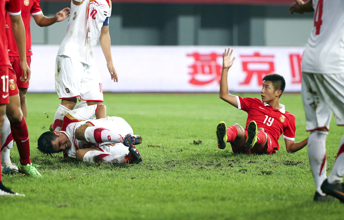 国足0-1输给叙利亚 18次射门未进球