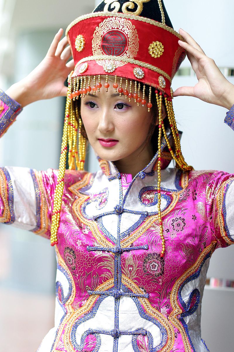 绿春县民族职业高级中学2022年招生简章 - 培养民族特色人才