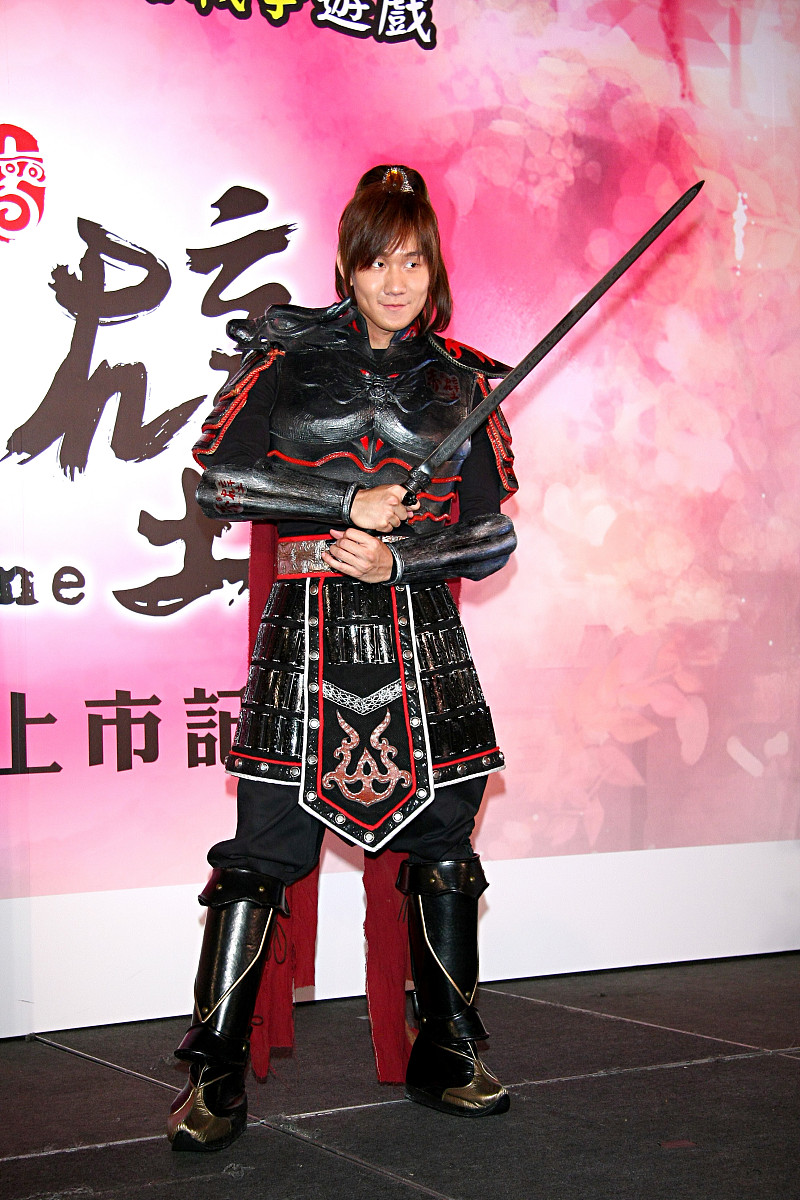 2008年9月23日,台北,在线游戏代言记者会. 林俊杰+++_+++林俊杰,隋棠