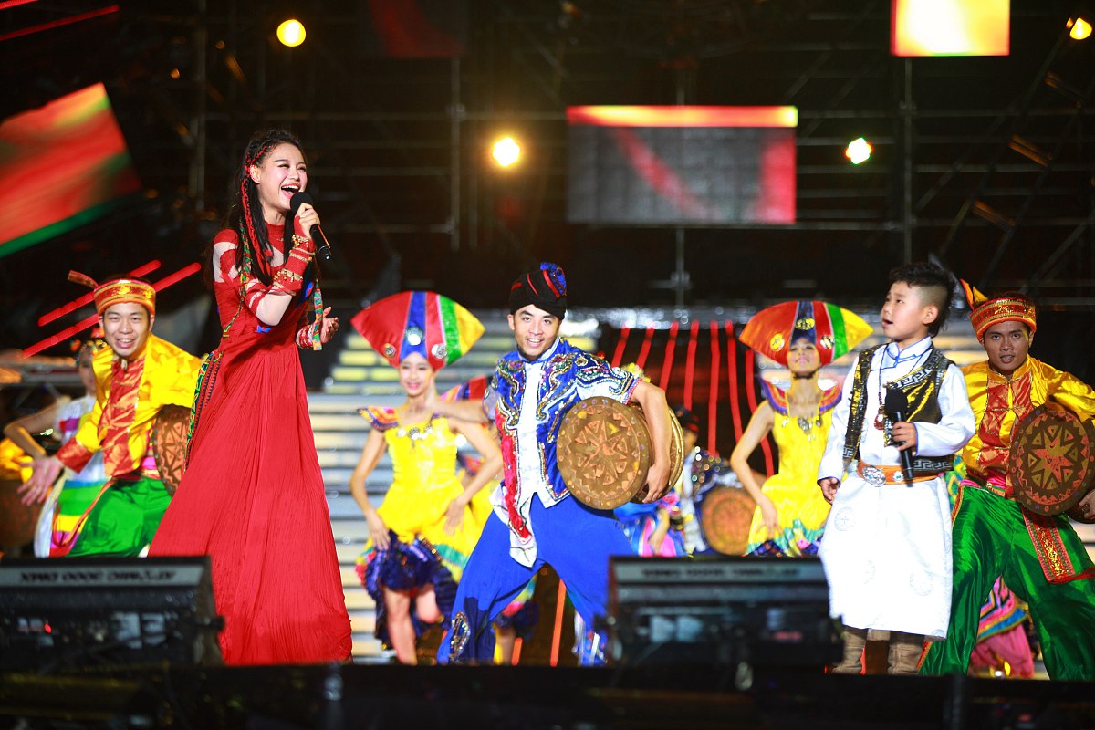满洲里民歌手比赛 - 报名参赛，展现你的歌喉