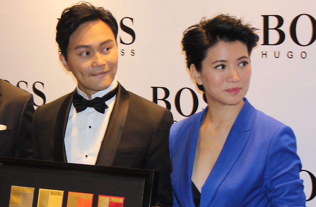 袁咏仪与张智霖爱情故事：真爱无畏流言蜚语