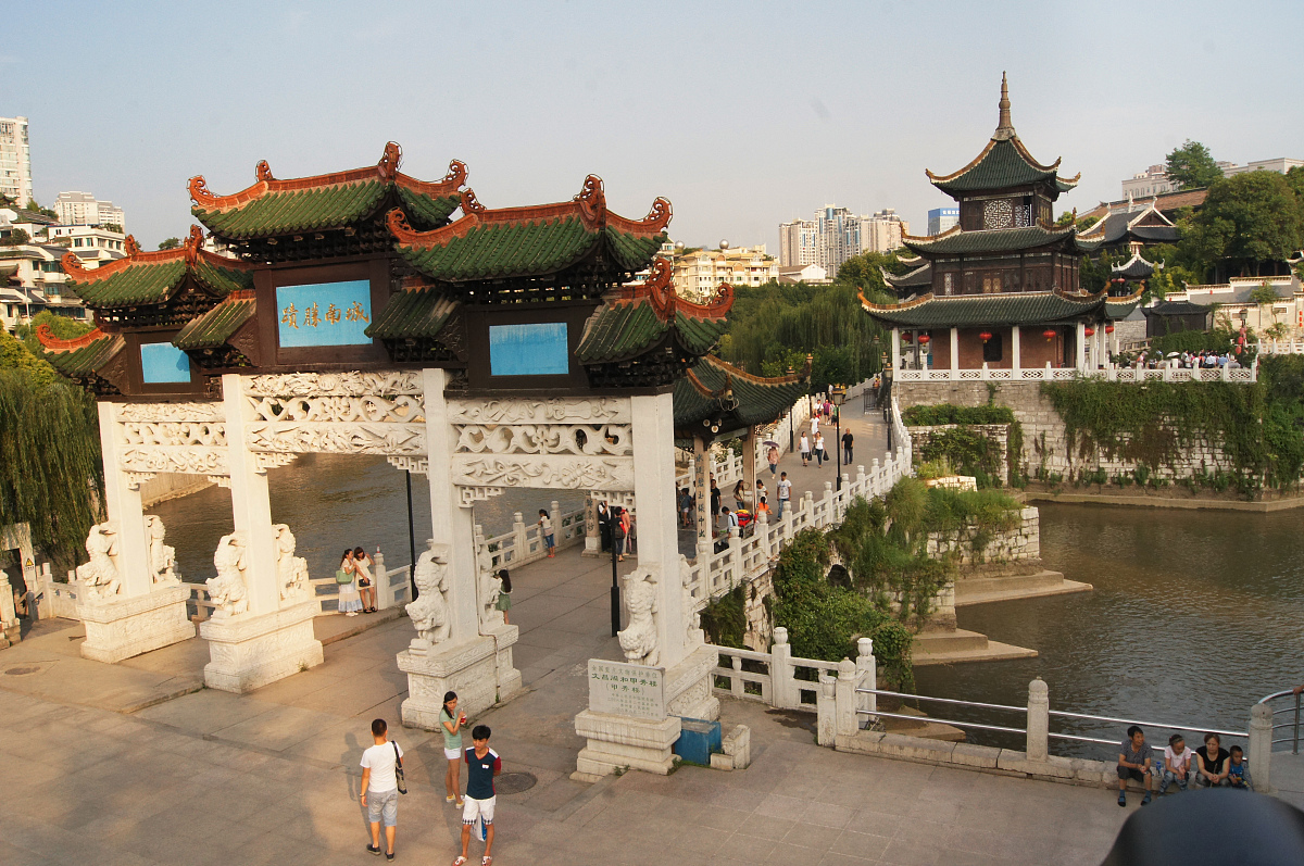 贵阳英才学校旅游与酒店管理专业怎么样？教学质量深度解析