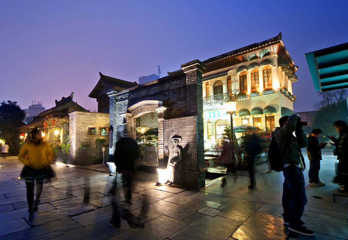 成都华夏商务旅游学校专业有哪些好麽
