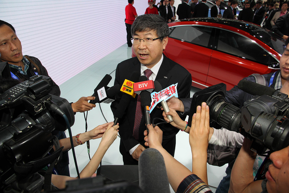 深度报道采访准备：10个关键步骤助你获取优质内容