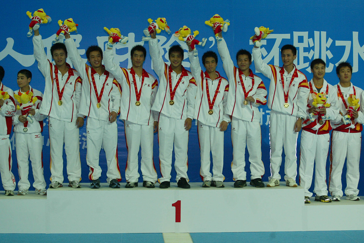 中国跳水队再夺奥运金牌！创造历史壮举，继续领跑世界