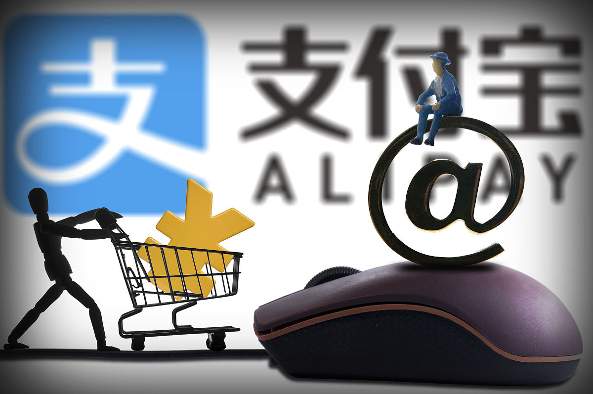 下面关于第三方支付的说法正确的是 。多选题 1 分 A第三方支付增加了商家以及银行的运营成本。 B在途资金使第三方支付平台为非法转移资金和套现提供便利容易形成潜在的金融风险。 C第三方支付能够为买卖双方的信用提供担保从而化解网上交易风险的不确定性增加网上交易成交的可能性。 D第三方支付可提供多种银行卡的网关接口。 E第三方支付平台是建立在封闭的网络上的不存在任何技术风险。