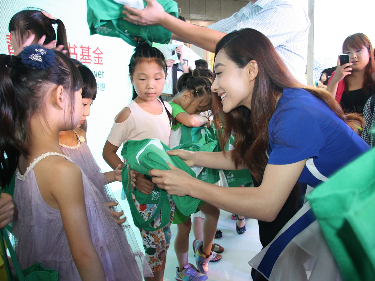 最美幼师刘老师：爱心教育成就美好童年