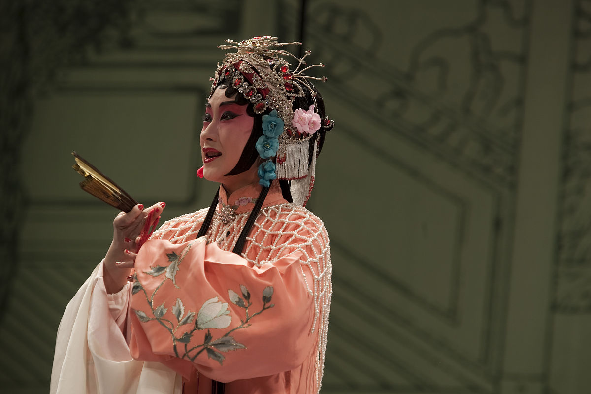 2009年3月22日,上海,上海昆曲张军专场演出.倪泓在《红梨记.亭会》饰