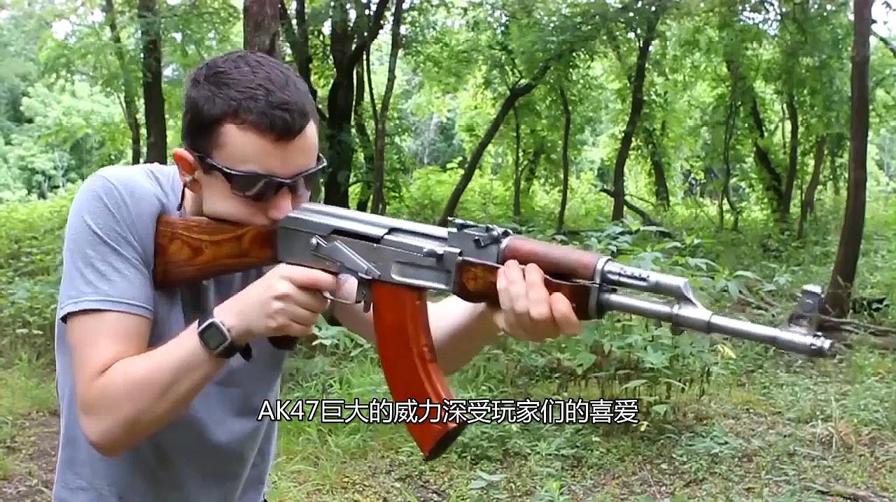 [图]雇佣兵最爱枪械：AK47仅排第2，第1每分钟1200发子弹