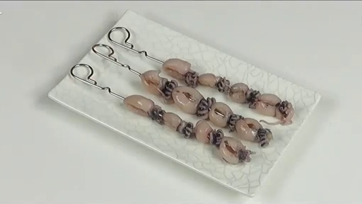 青岛大虾吃不起?那就来100串烧墨鱼仔吧!