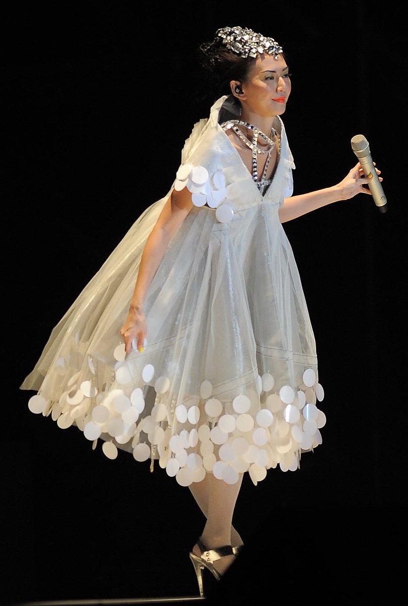 2010年8月28日,北京,孙燕姿《答案是》北京演唱会在首都体育馆举行.  