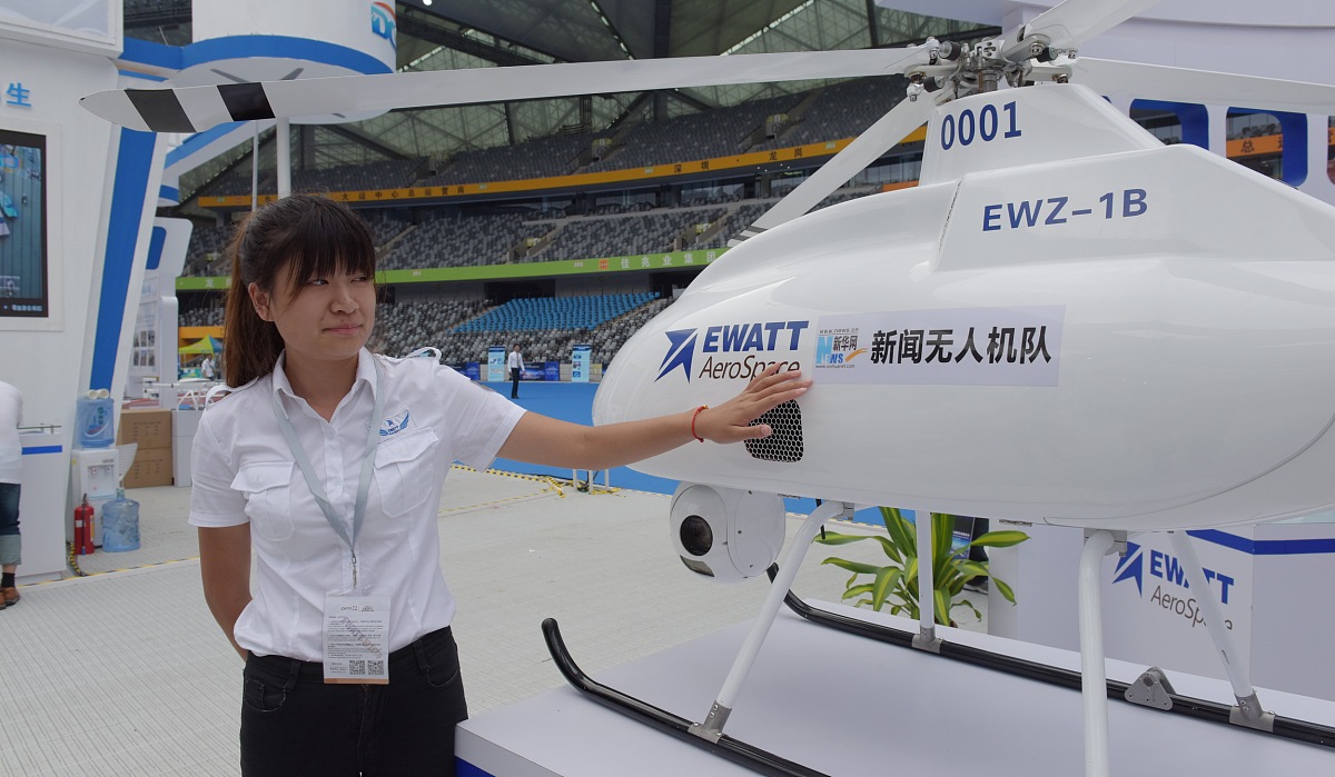 清华大学研制'神舟一号'无人驾驶汽车