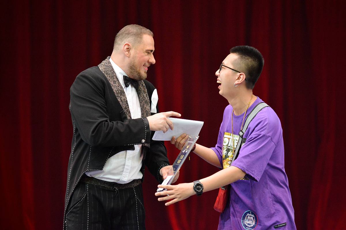 抖音个人认证哪个领域？抖音个人认证需要满足什么条件